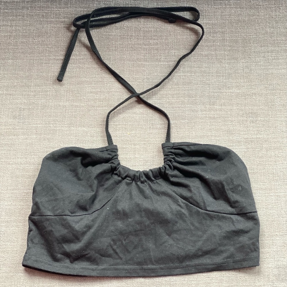 Black halter tie crop top